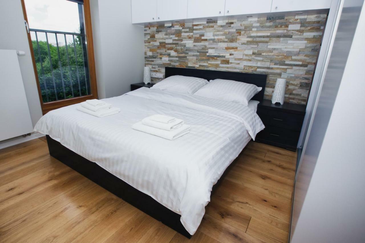 Apartament Park Lotników Krakow Bagian luar foto
